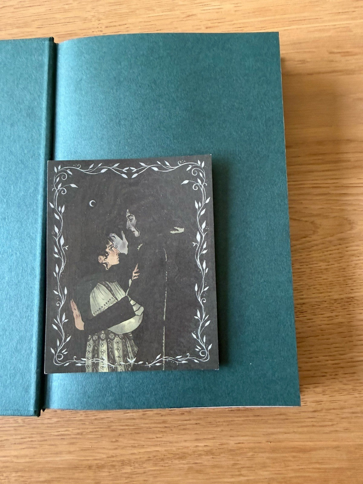 Maddie Martinez - The Maiden & Her Monster - SIGNED LIMITED EDITION9