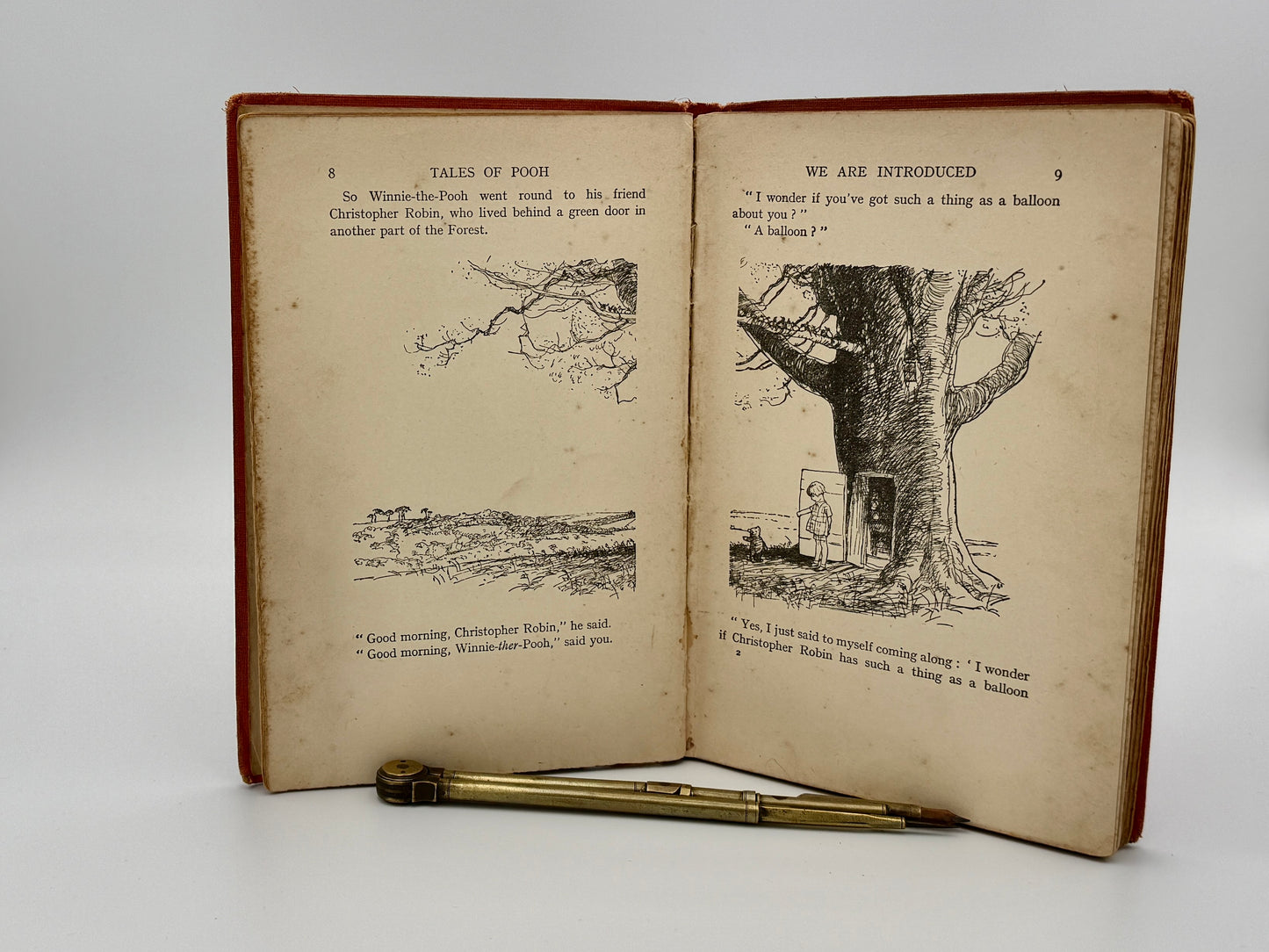 A. A. Milne - Tales of Pooh - Methuen Modern Classic Series