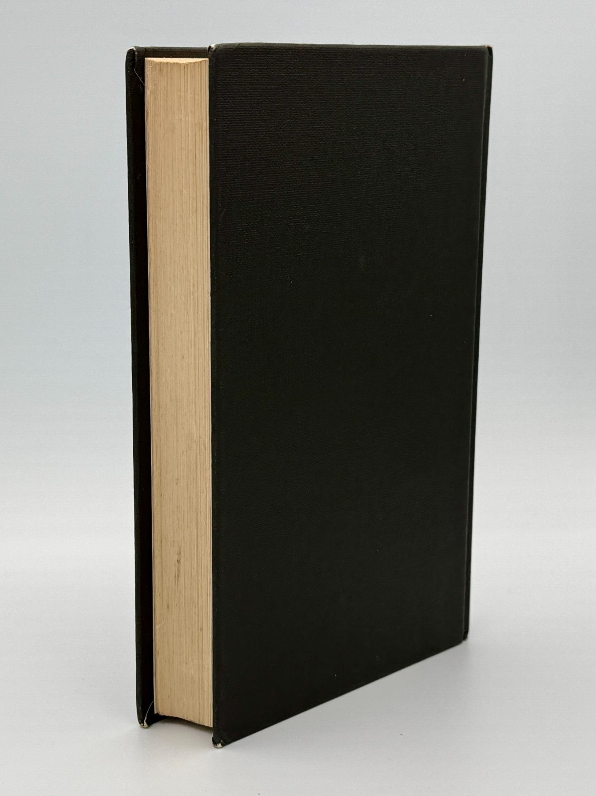 A Family Madness – Thomas Keneally (UK First Edition, 1st Print Hardcover, 1985)5