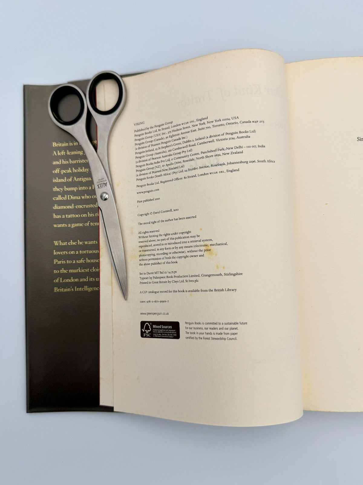 SIGNED UK 1st Edition - Our Kind of Traitor – John le Carré – Hardcover (2010)2