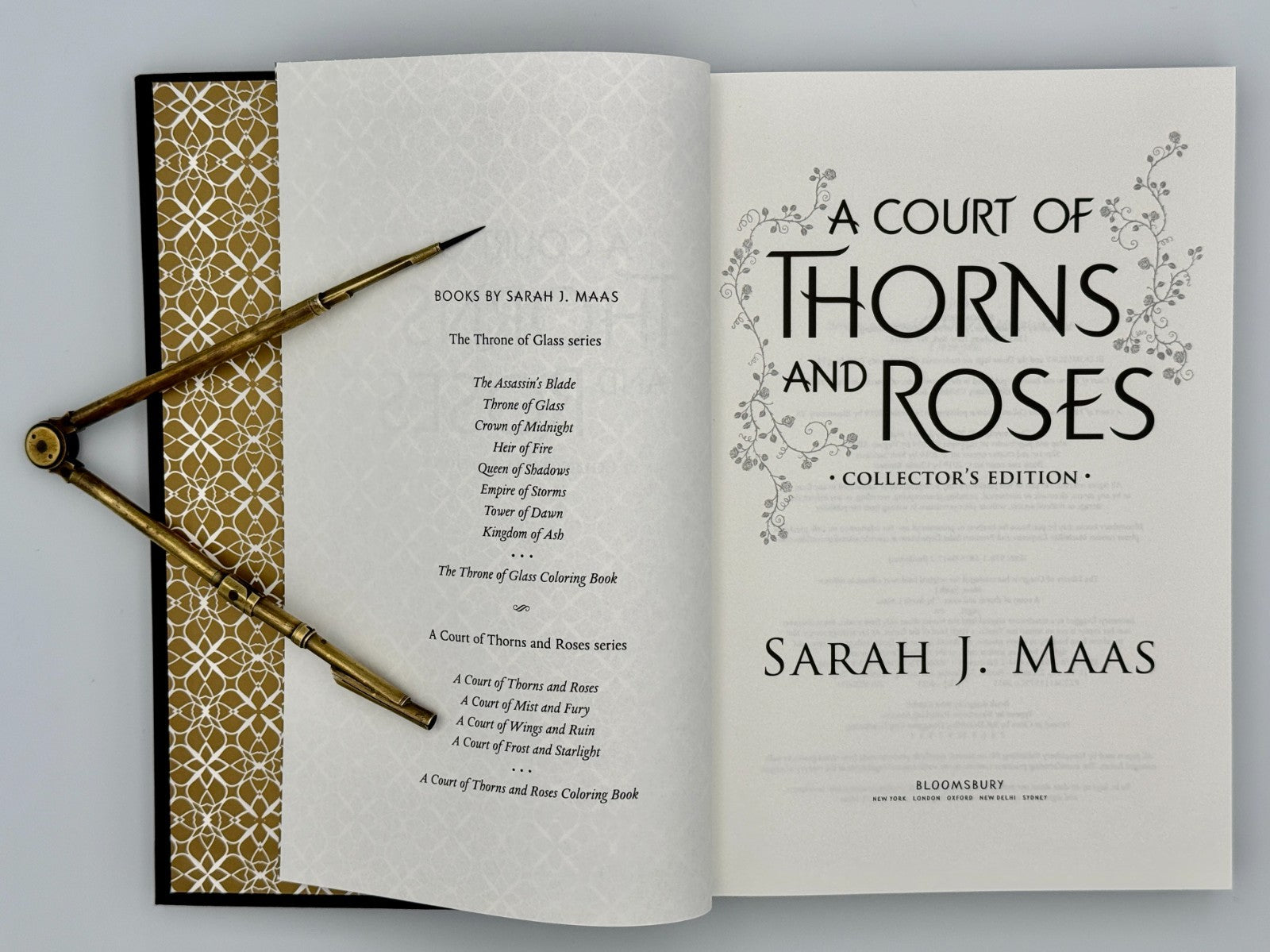 A Court of Thorns and Roses – Sarah J Maas - Collector’s Edition Hardcover, 20195