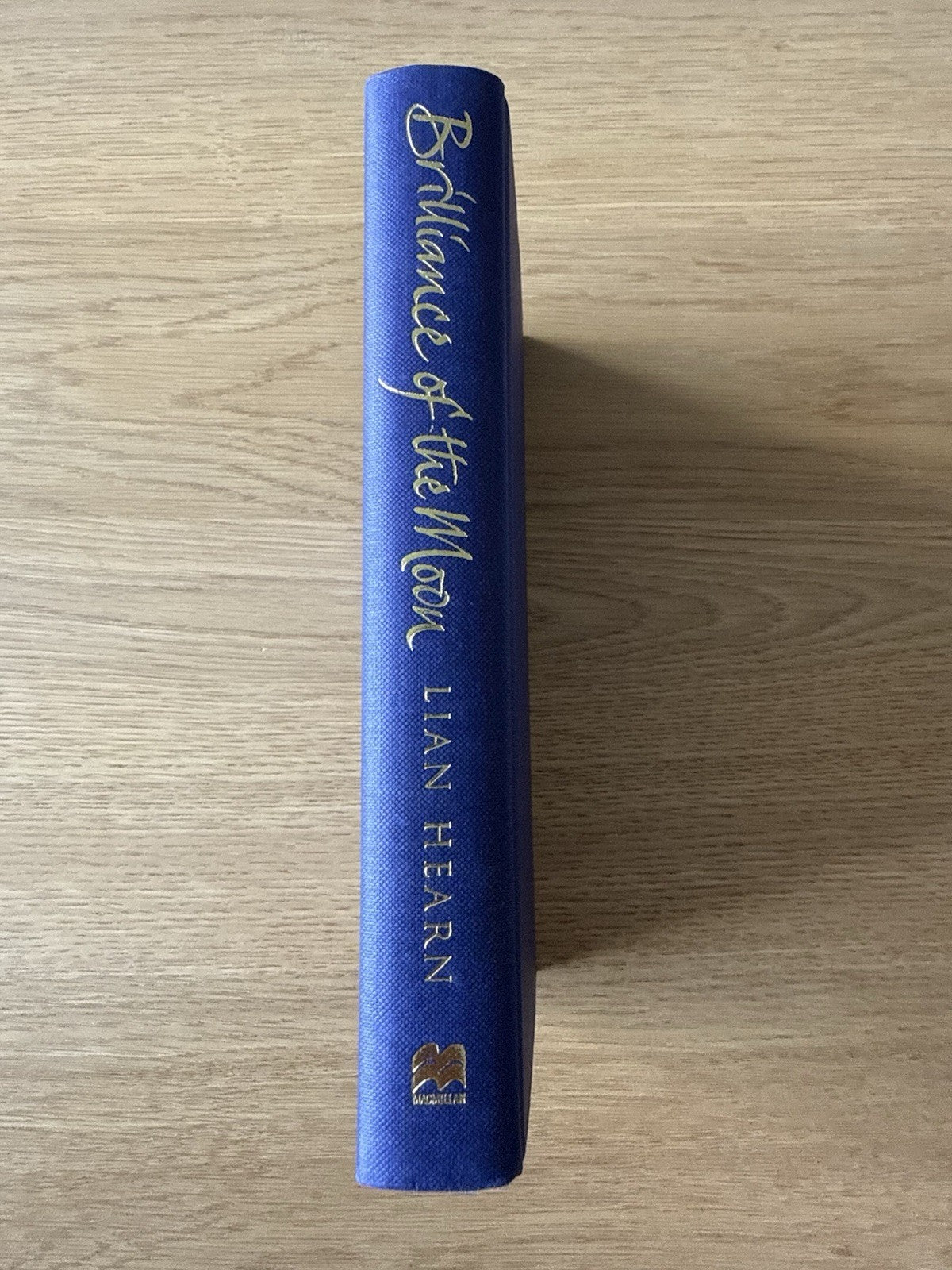 Lian Hearn - Brilliance of the Moon - SIGNED First Edition - Hardcover (2004)4