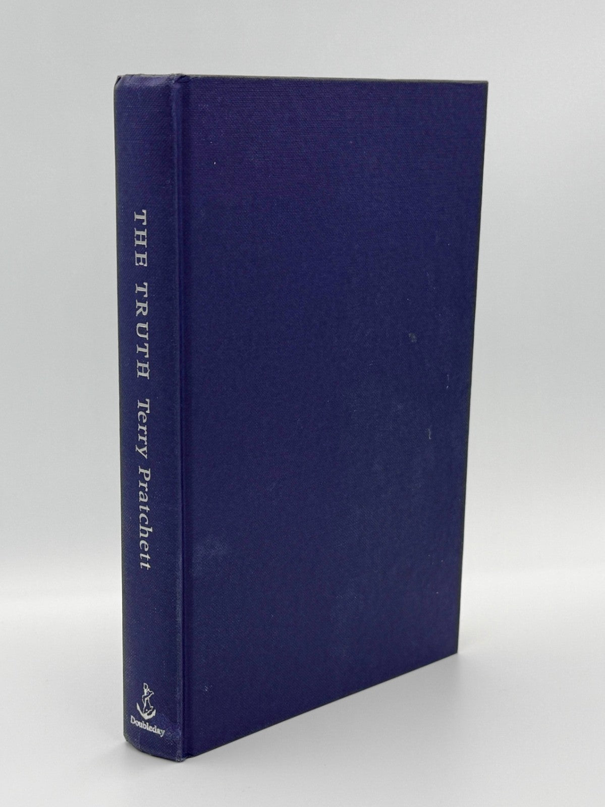 The Truth – Terry Pratchett (UK First Edition Hardcover, 2000, with Dust Jacket)2