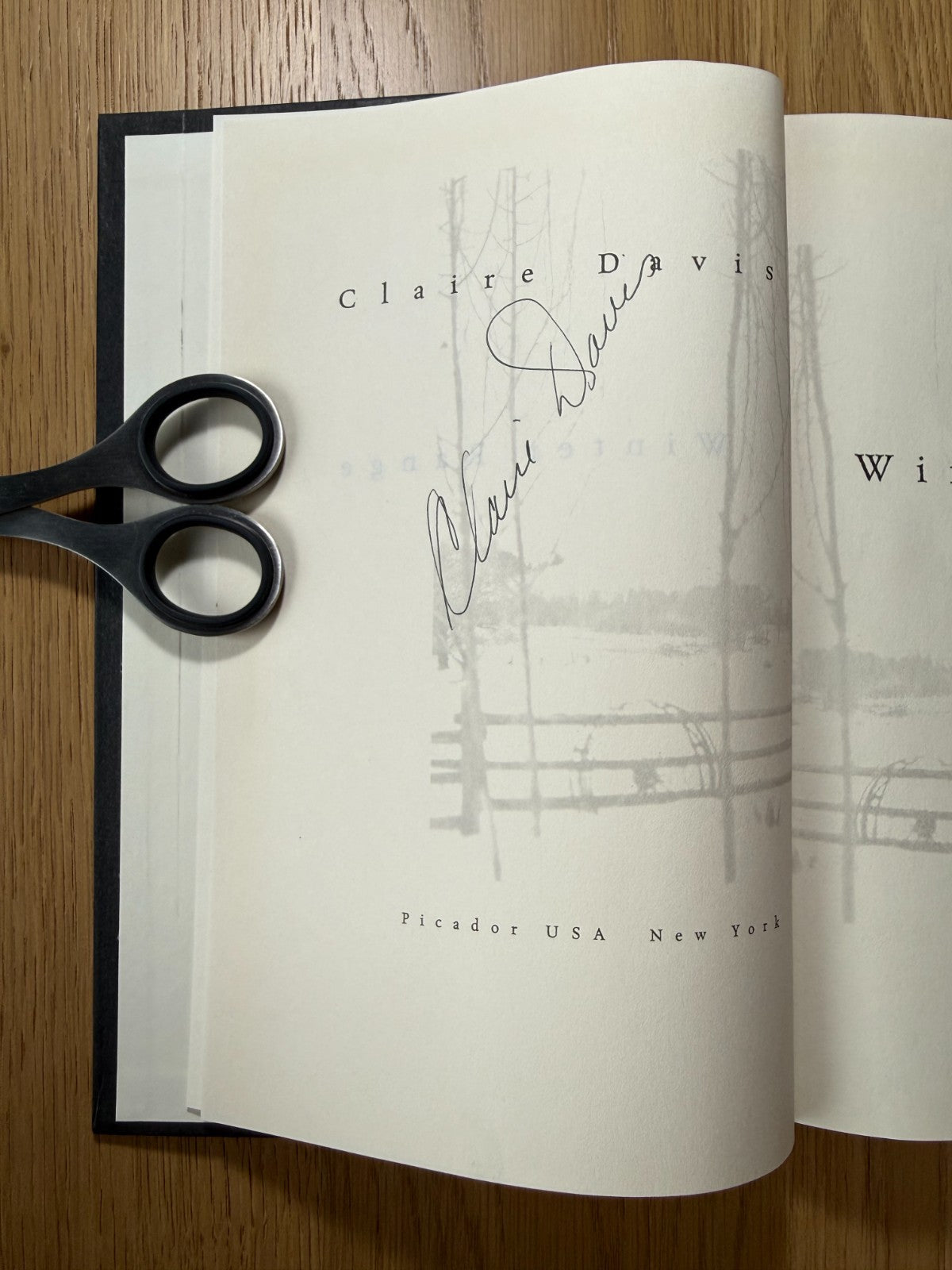 Claire Davis - Winter Range - SIGNED US 1st Edition - Hardcover (2000)2